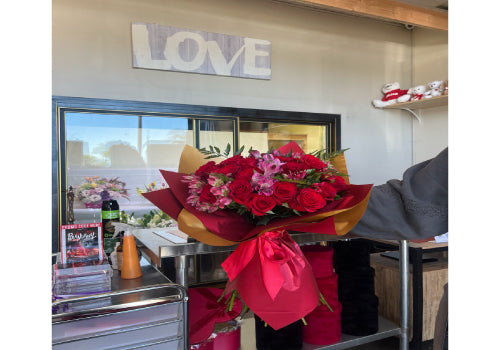 HK Flowers – Your Local Florist for Every Occasion!